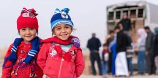 © UNICEF/Christopher Herwig Παιδιά Σύρων προσφύγων στην Ιορδανία. Από το Δεκέμβριο του 2024, πολλές εκτοπισμένες συριακές οικογένειες επιστρέφουν στα σπίτια τους (φωτογραφία αρχείου).