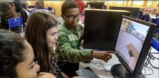 Block by block workshops where citiznes use Mincraft to redesign public spaces