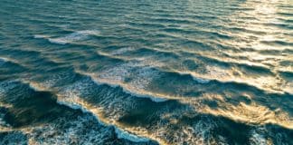 Photo of an ocean © Canva