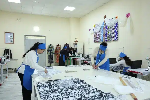 © UNESCO, workers at training centre in Uzekistan
