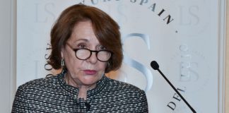 Aurora Díaz-Rato