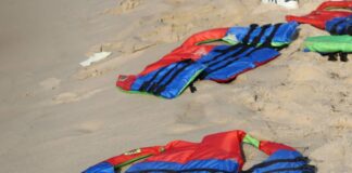 las rutas migratoriaschalecos de salvavidas en marítimas hacia Europa