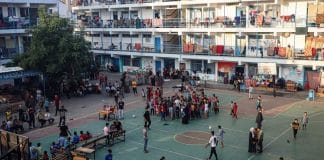 © UNICEF/Eyad El Baba Thousands of people are sheltering in UNRWA schools in Gaza after fleeing their homes.