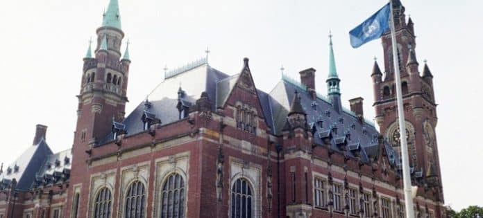 Rauhanpalatsi, kansainvälisen tuomioistuimen (ICJ) kotipaikka Haagissa. UN Photo