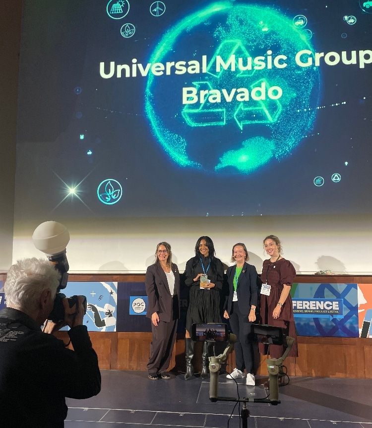 Tämän vuoden POC-palkinnon voittajat SDG 9: Teollisuus, innovaatio ja infrastruktuuri – Universal Music Group & Bravado. Kuva: Linda-Jasmin Leinonen/ UNRIC