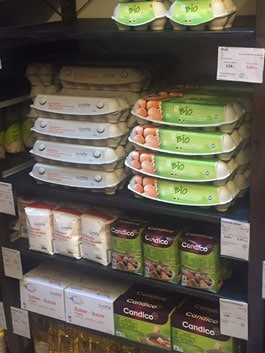 Produits-sur-des-etageres