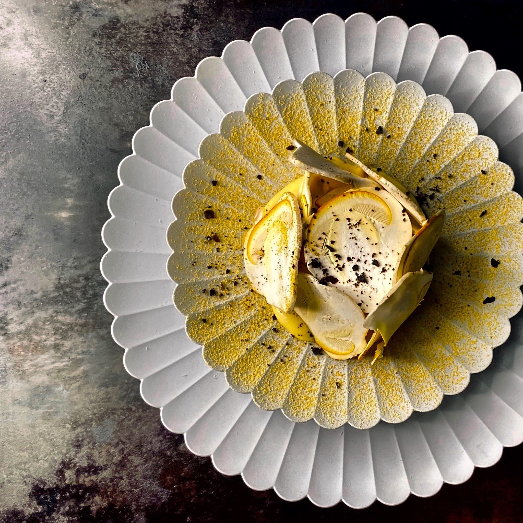 Repas gastronomique réalisé par le chef Florent Pietravalle distingué par l'Étoile verte du guide Michelin.
