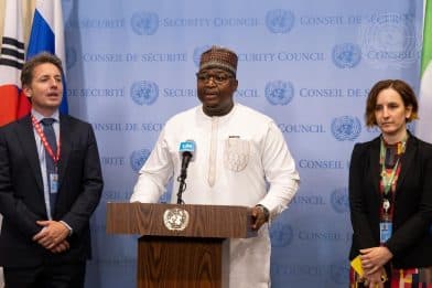 Musa Timothy Kabba utanríkisráðherra Sierra Leone talar við blaðamenn, sem forseti Öryggisráðsins í ágústmánuði. Ekkert Afríkuríki á fast sæti í ráðinu.
