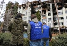 Lo staff dell'OIM conduce una visita di monitoraggio a Irpin e all'ostello per capire i bisogni delle persone colpite dalla guerra
