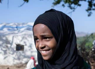 @Human Rights 75/Bambina in Etiopia