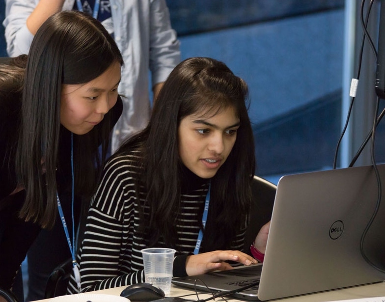 GIRLSINICT
