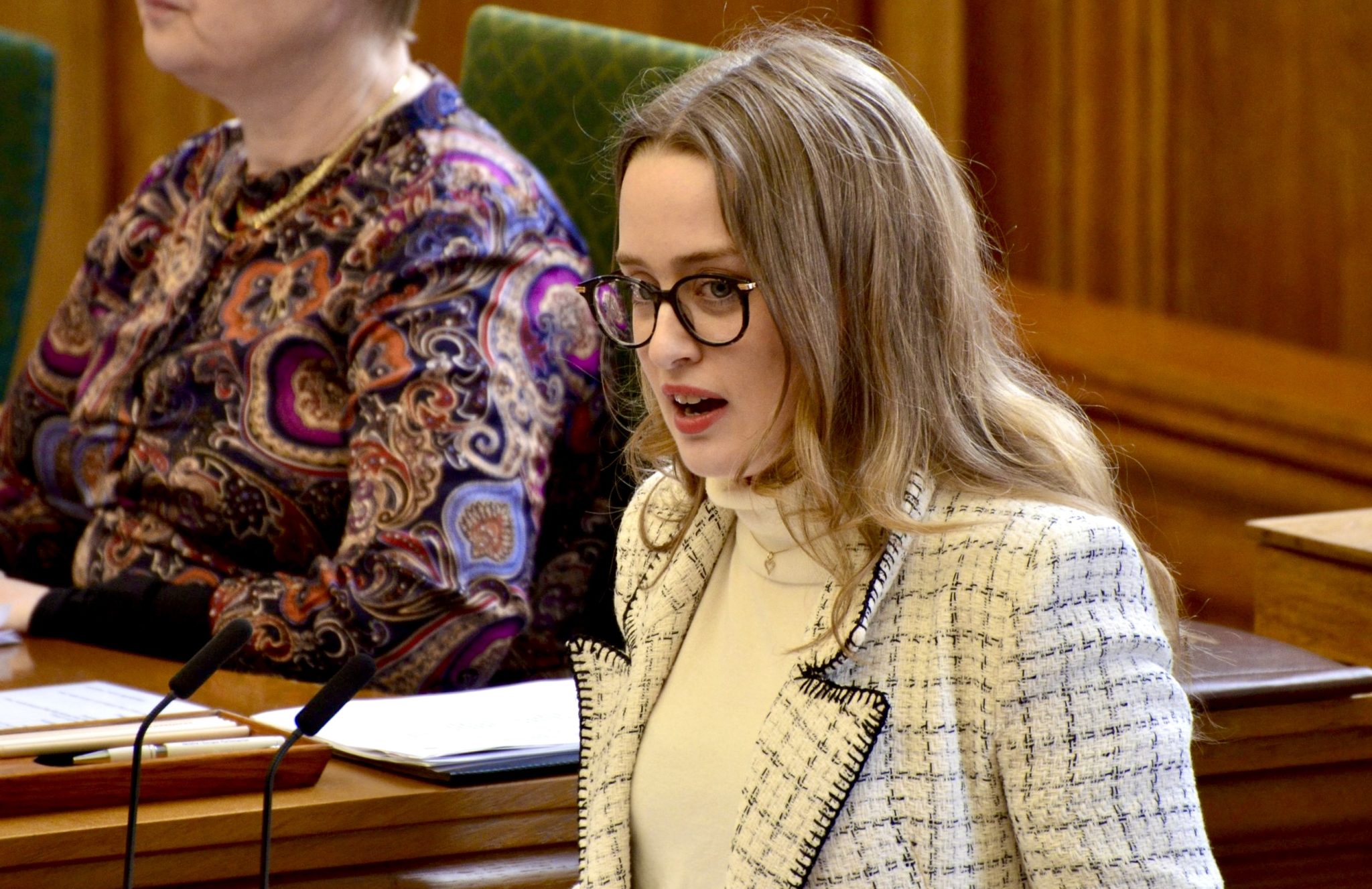 Unge stemmer for urfolksrettigheter på Grønland Aki-Matilda Høegh-Dam-folketinget-tale-grønland
