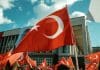 Protester-i-Tyrkia-Istanbull-korrupsjon-ytringsfrihet-demokrati-menneskerettigheter