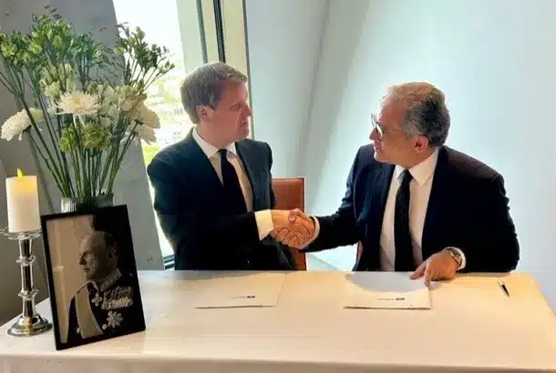 unesco direktlr og Åsmund Aukrust