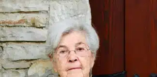 Eleni, Mãe e Avó Portrait