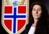 Lise Klaveness med norsk fotbollsflagga